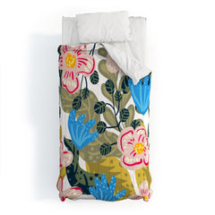 83 Oranges Aksa Comforter