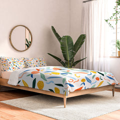 83 Oranges Art Is To Give Life A Shape Comforter