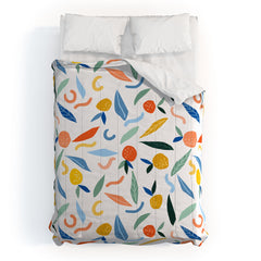 83 Oranges Art Is To Give Life A Shape Comforter