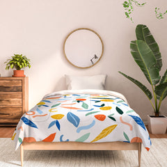 83 Oranges Art Is To Give Life A Shape Comforter
