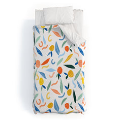 83 Oranges Art Is To Give Life A Shape Duvet Cover