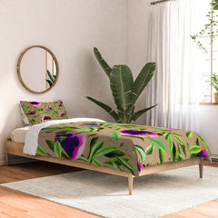 83 Oranges Bon Vivant Comforter