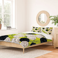 83 Oranges Carnations Duvet Cover