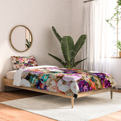 83 Oranges Eves Garden Comforter