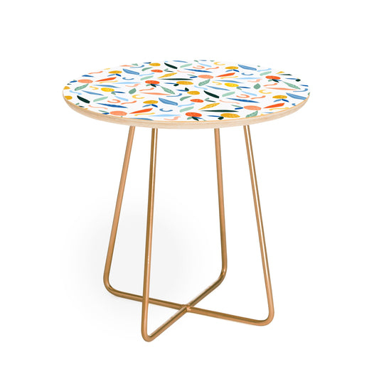 83 Oranges Art Is To Give Life A Shape Round Side Table