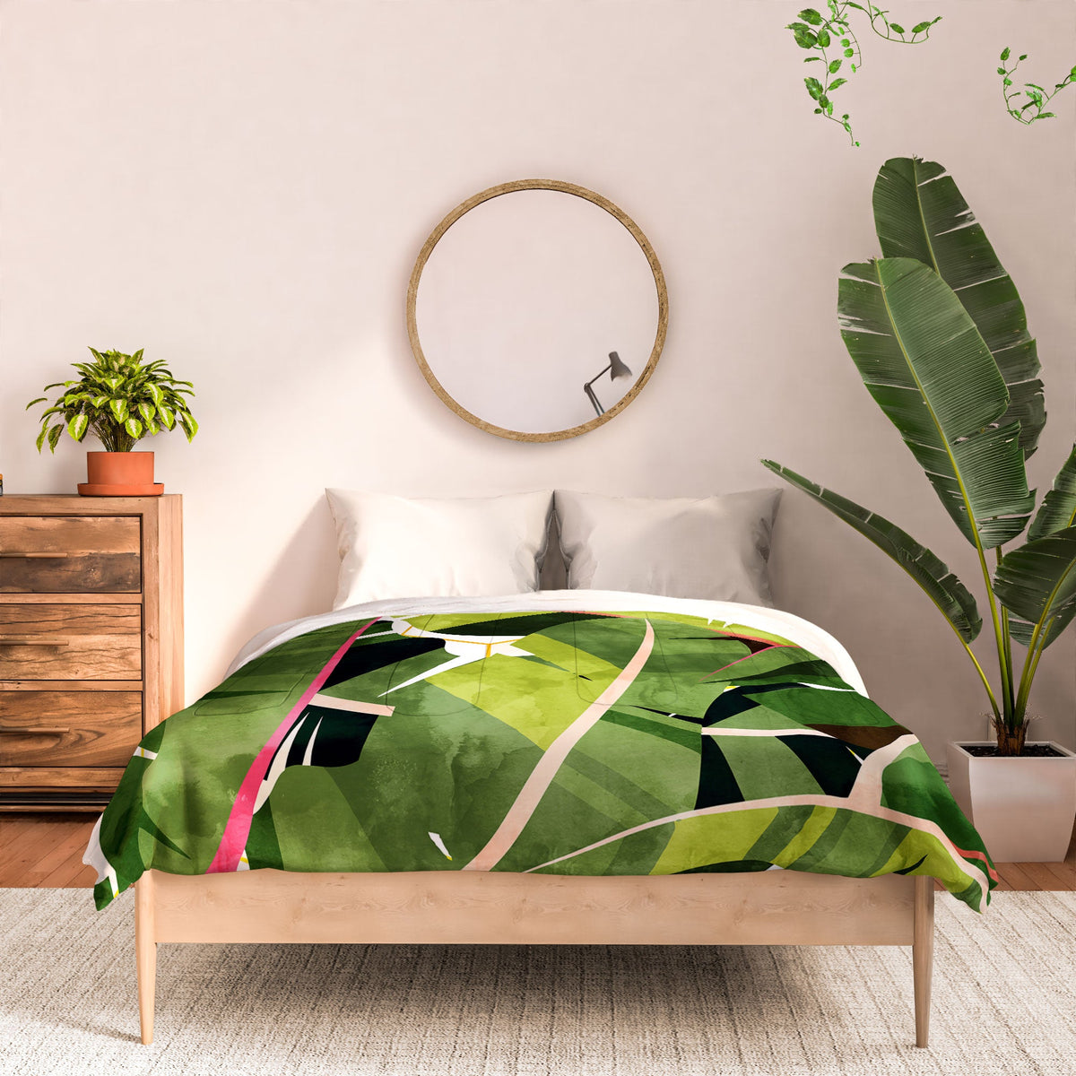 83 Oranges Banana Leaf Salad Comforter