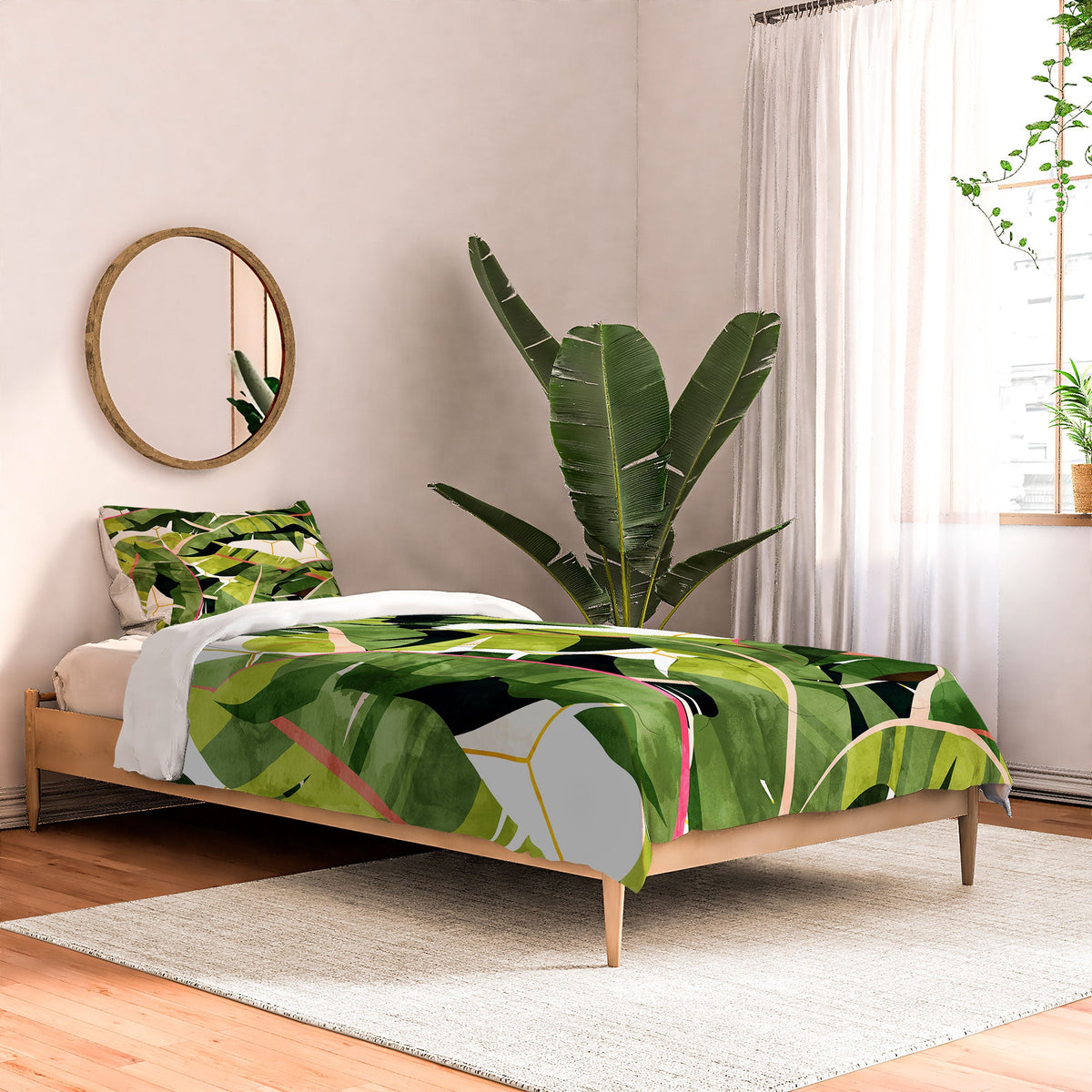 83 Oranges Banana Leaf Salad Comforter