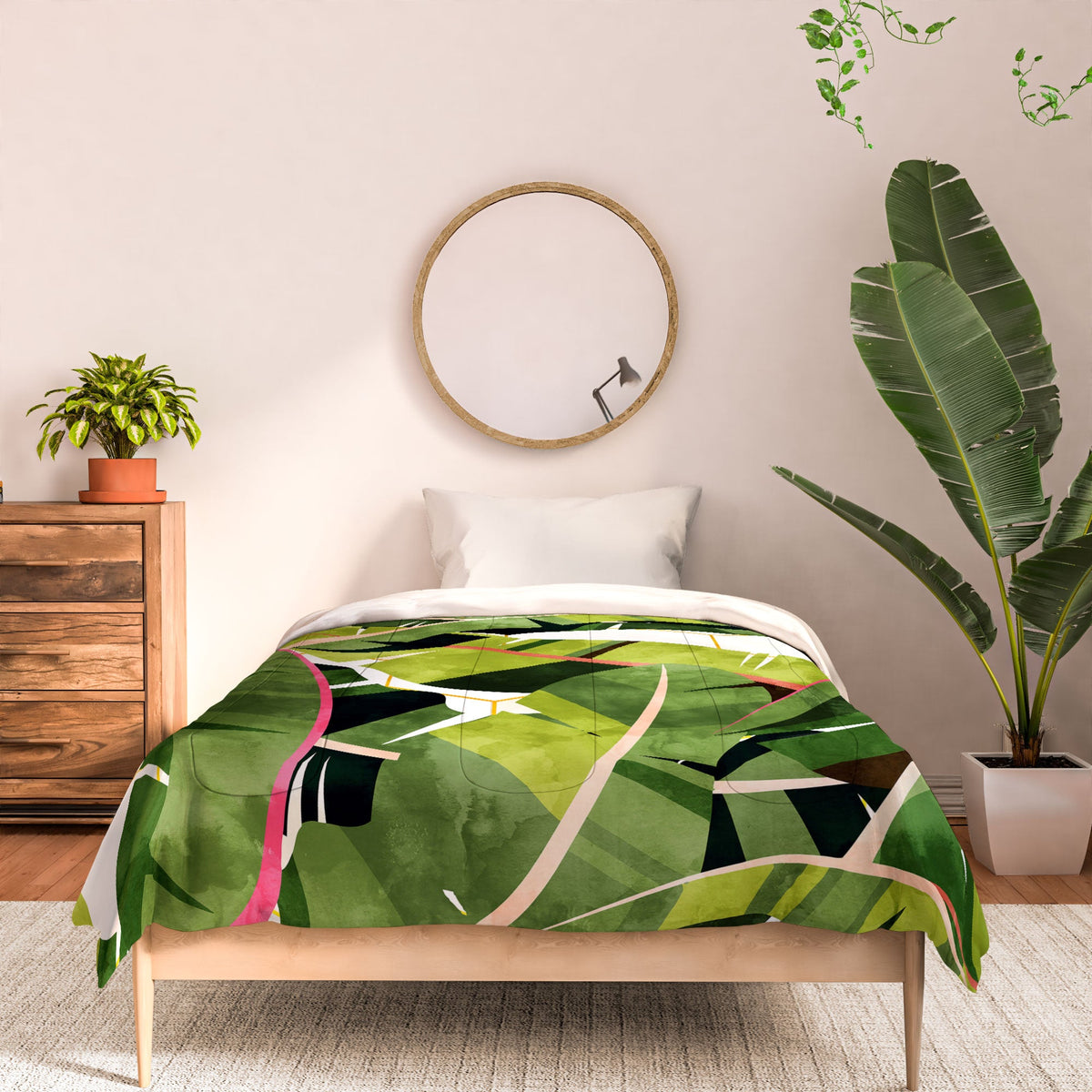 83 Oranges Banana Leaf Salad Comforter