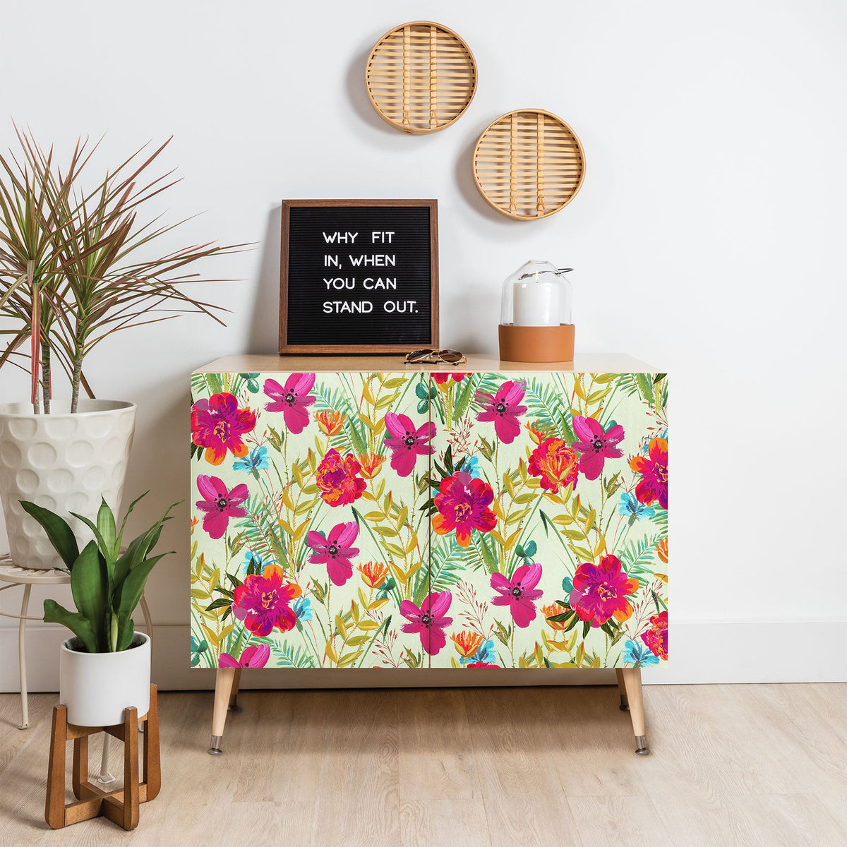 83 Oranges Bon heur Credenza