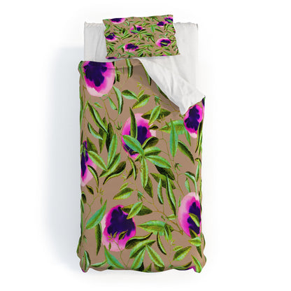 83 Oranges Bon Vivant Duvet Cover