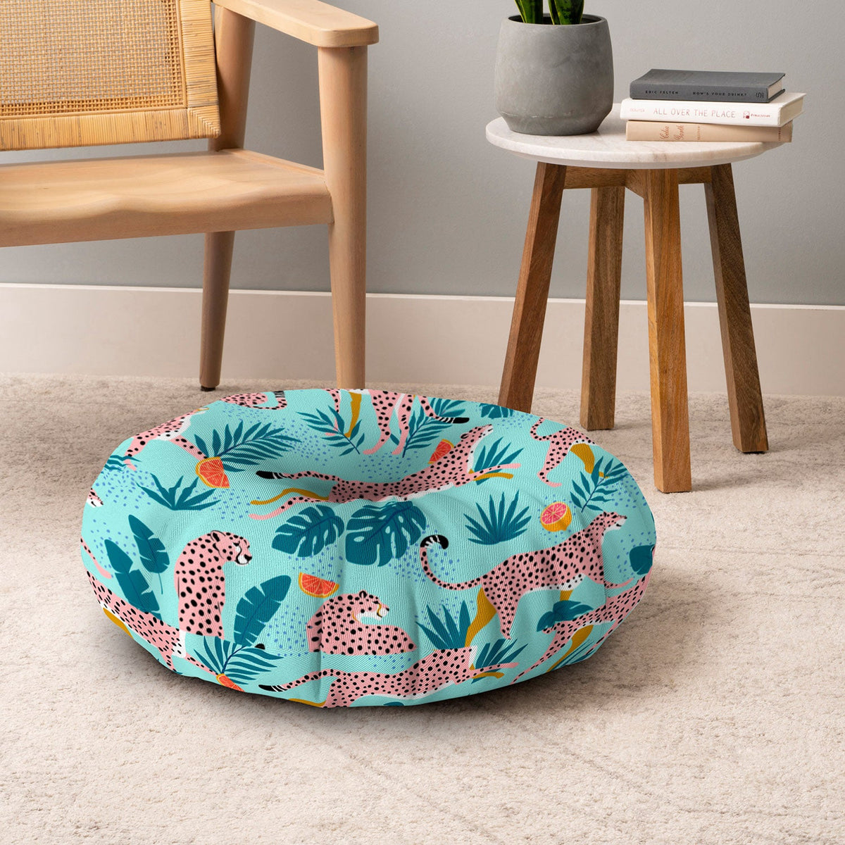 83 Oranges Cheetahs In Grapefruit Grove Floor Pillow Round