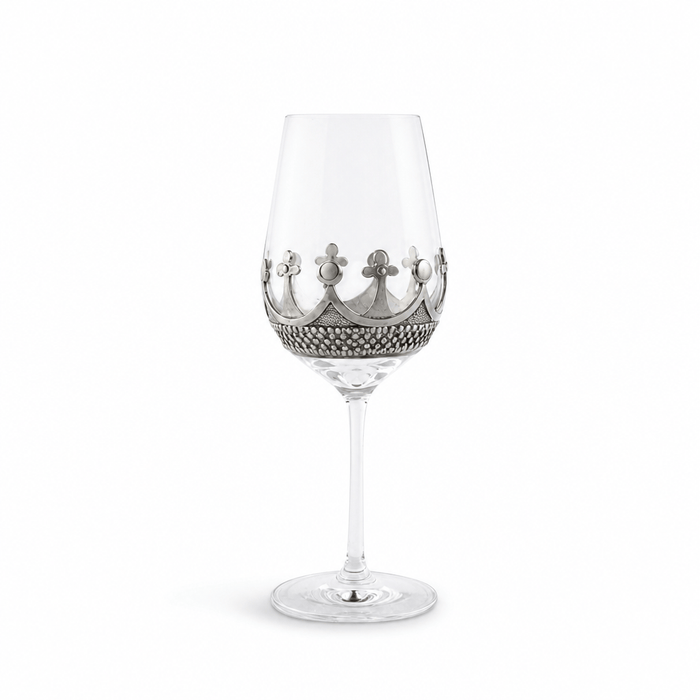 Queen Wine Glass 1