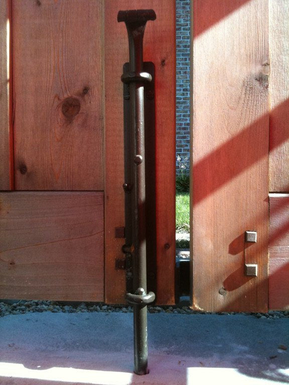 Rustic Cane Bolt "fish tail" handle  (includes flat strike plate) - Wild West Hardware